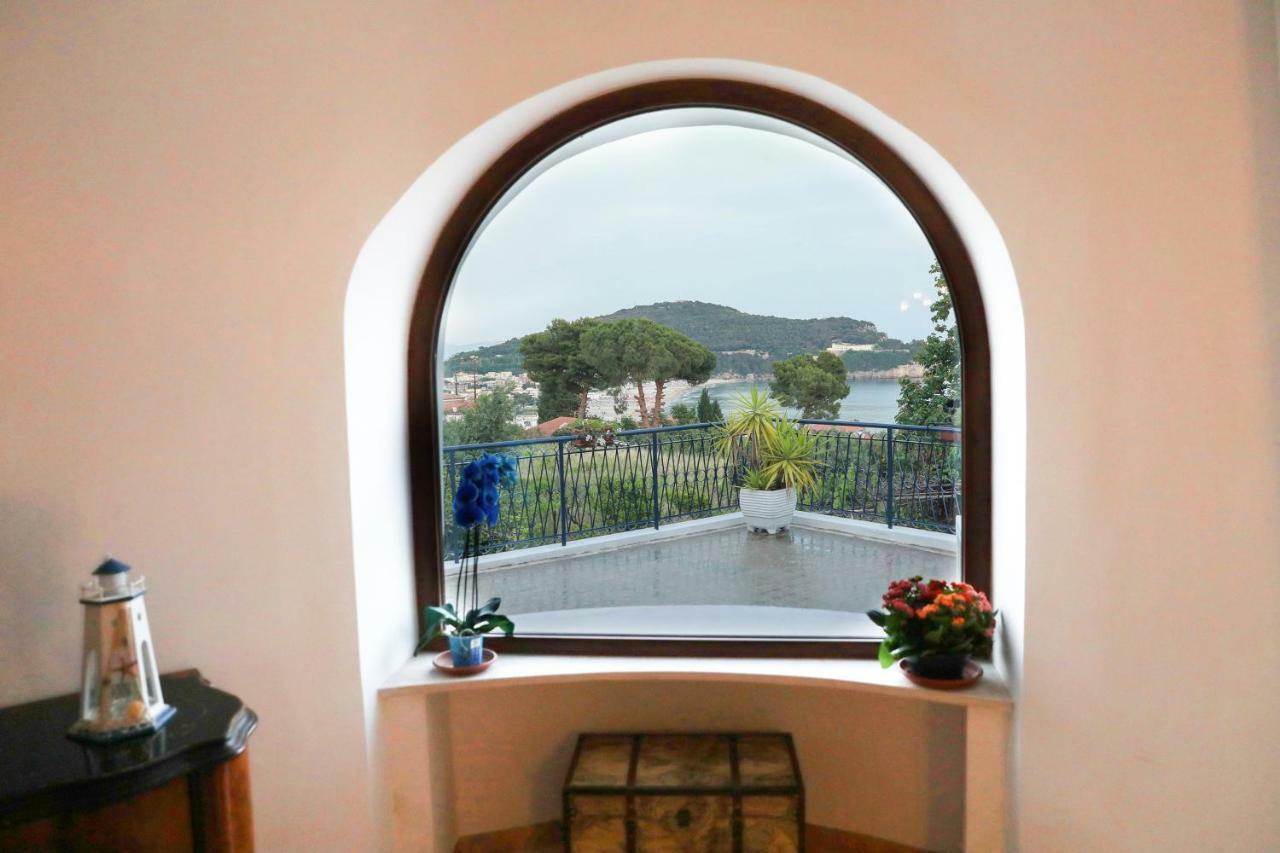 Bed and Breakfast Gli Archi Sul Mare à Gaète Extérieur photo